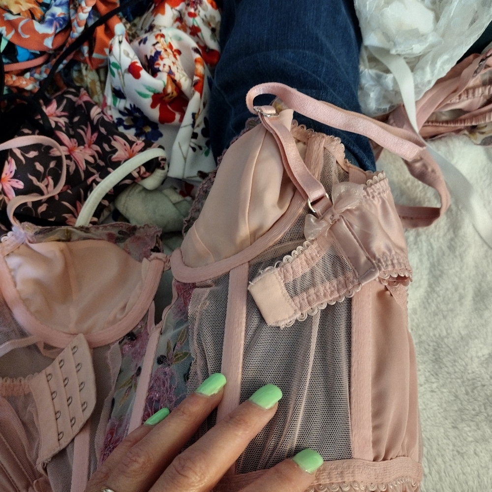 FLL BUSTIER - Picture 2 of 4